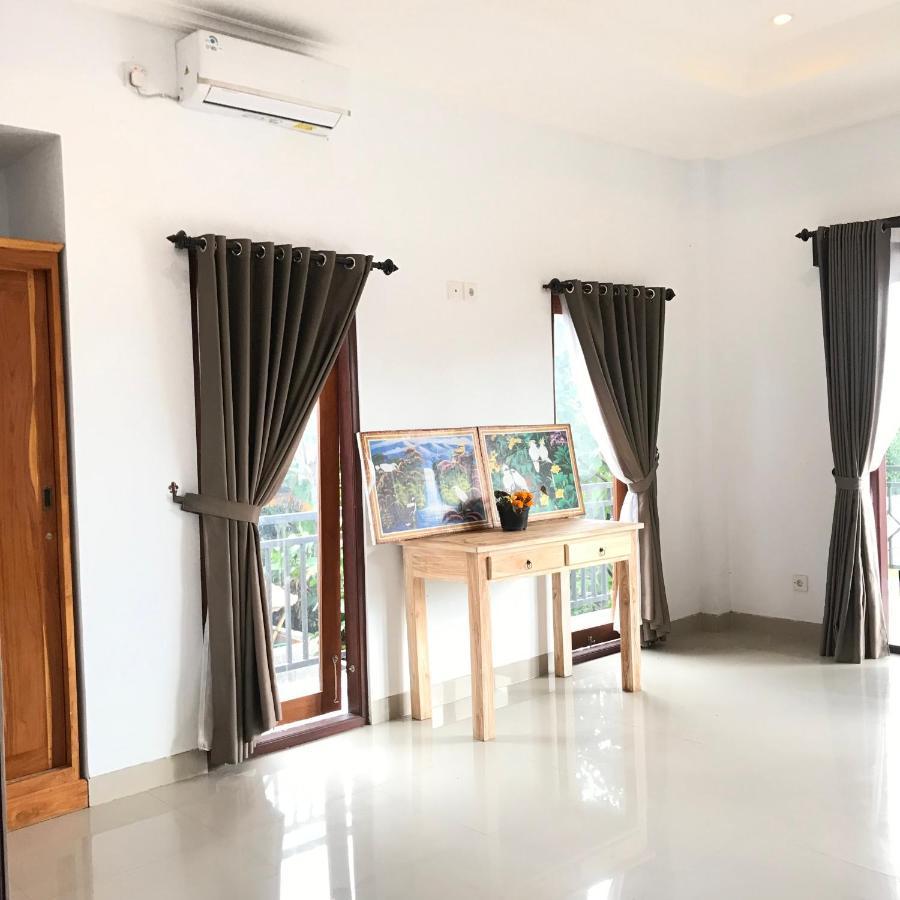 Griya Telaga Jumpung Apartment Ubud  Exterior photo